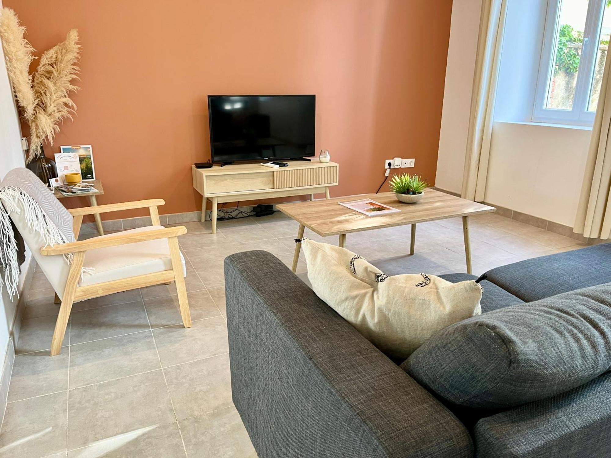 Le Riquet - Parking Et Jardin Prive, Clim, Rdc Apartment Кастелнодари Екстериор снимка